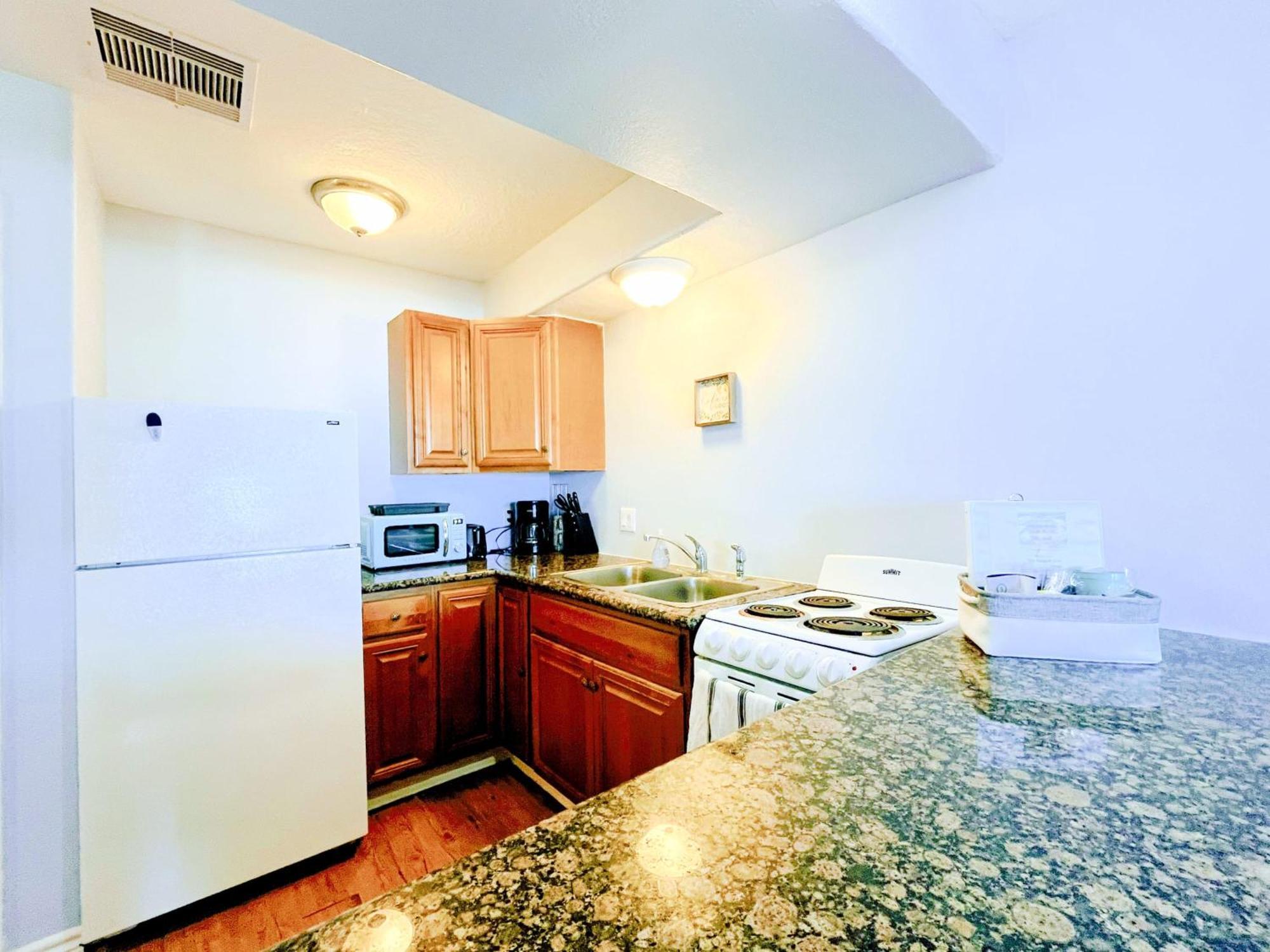 Unobstructed Oceanfront Seagull Unit 3 Beach Pad! Villa Surfside Beach Bagian luar foto